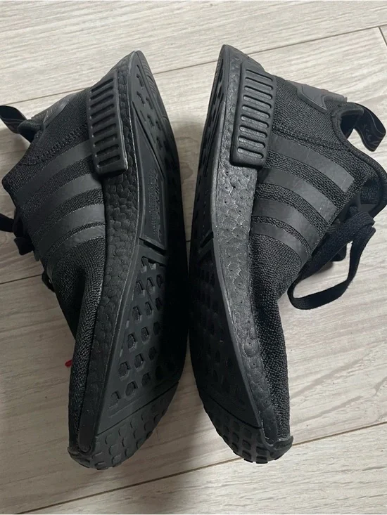 Adidas NMD R1 - Picture 5 of 7